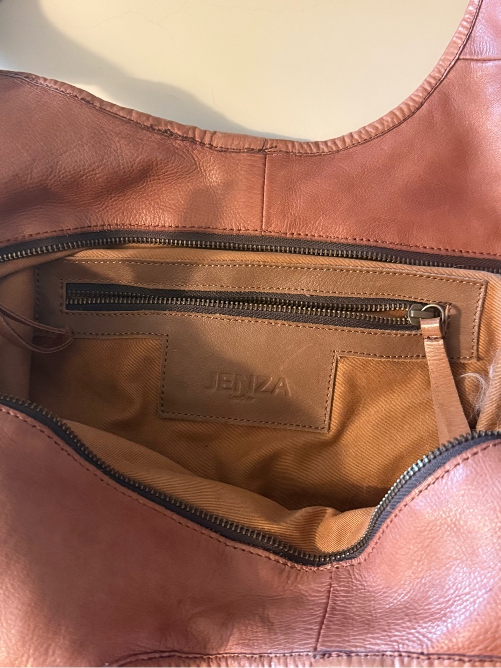 Handmade Genuine Leather Hobo Tote Bag oversize, Cognac Brown, pre-owned. - Picture 11 of 16